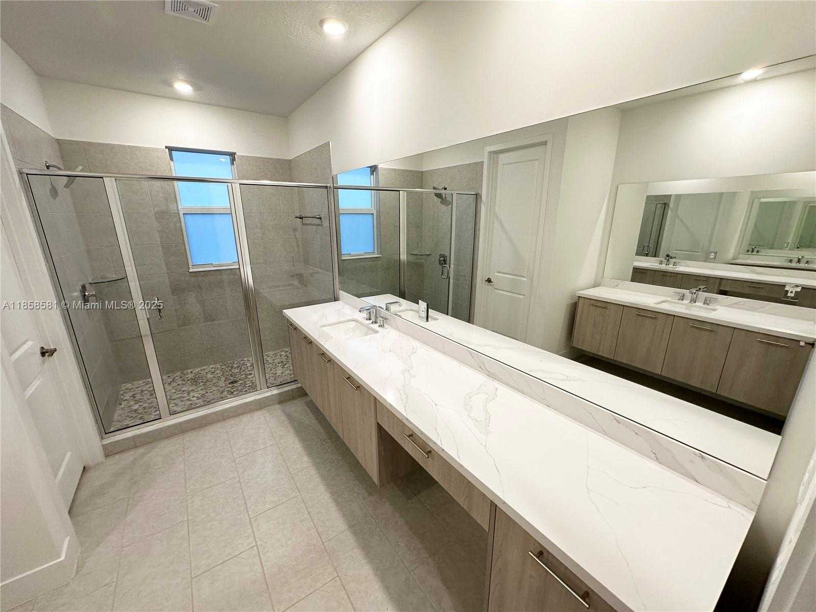Small Image of 12239 SOUTH WEST 43RD ST, Davie Number 17