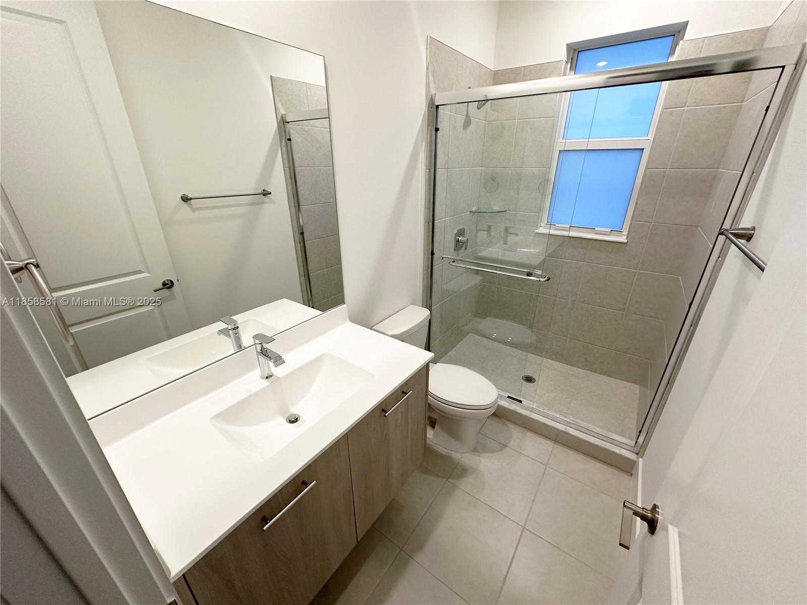 Small Image of 12239 SOUTH WEST 43RD ST, Davie Number 26