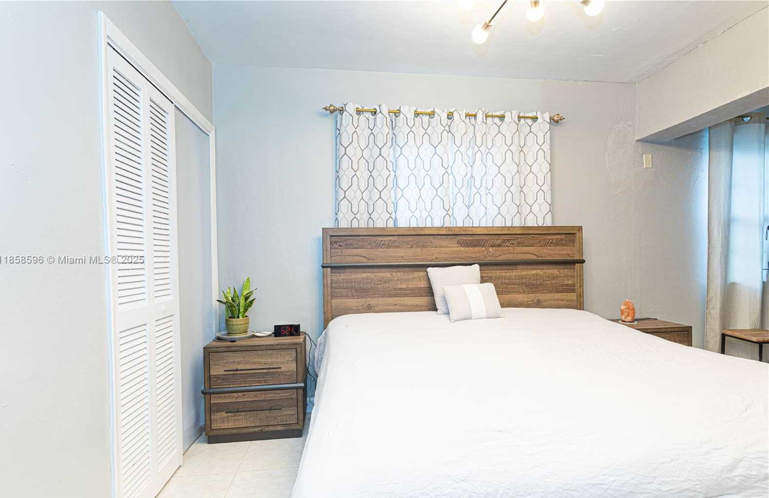 Small Image of 921 NORTH 31ST CT, Hollywood Number 17