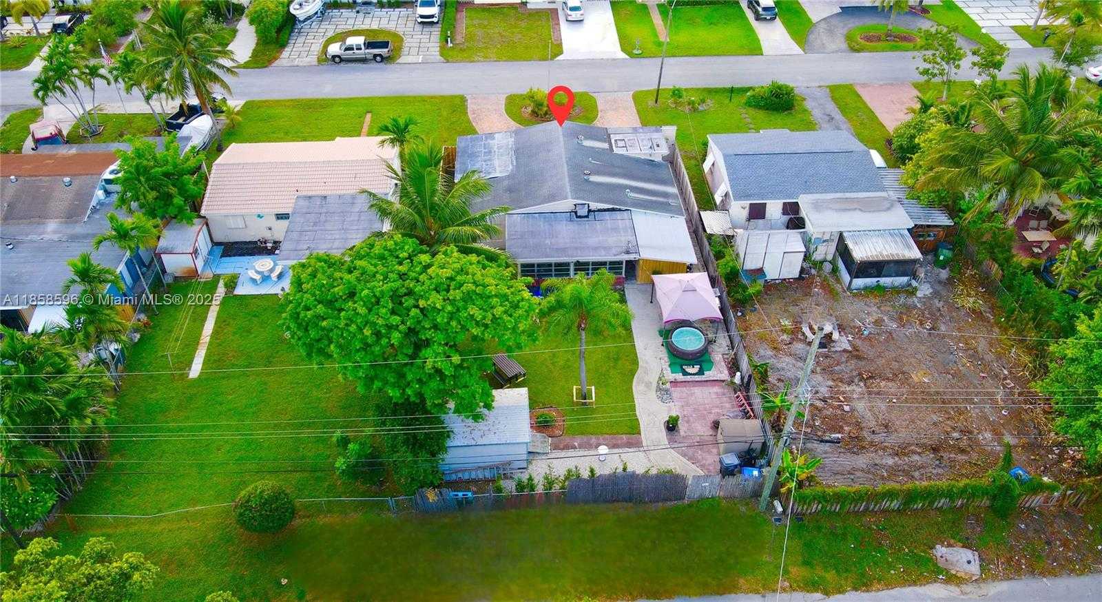 Small Image of 921 NORTH 31ST CT, Hollywood Number 25