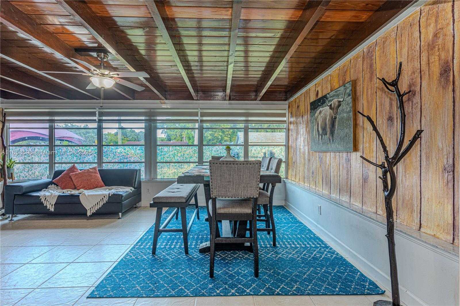Small Image of 921 NORTH 31ST CT, Hollywood Number 28