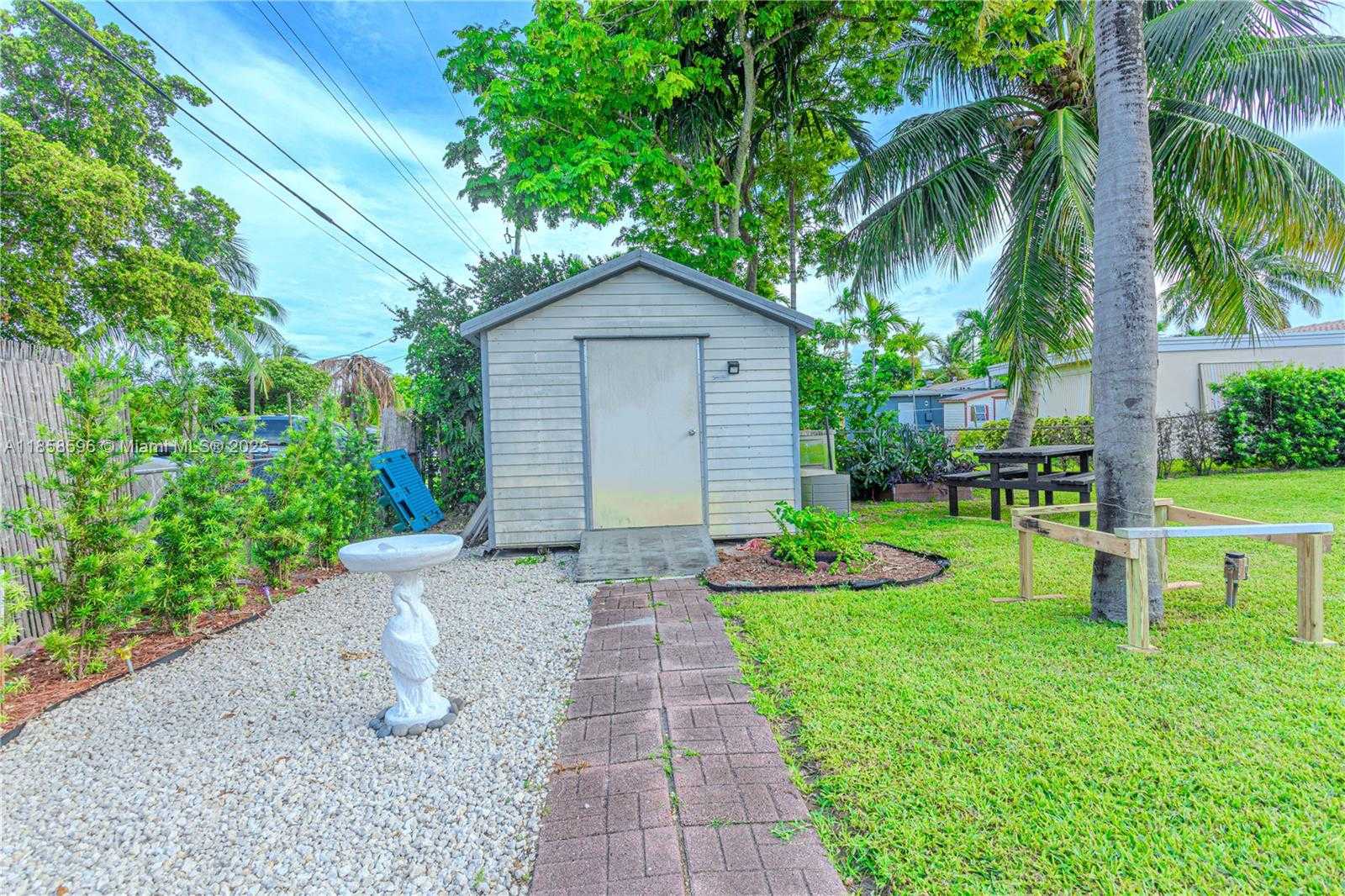Small Image of 921 NORTH 31ST CT, Hollywood Number 36