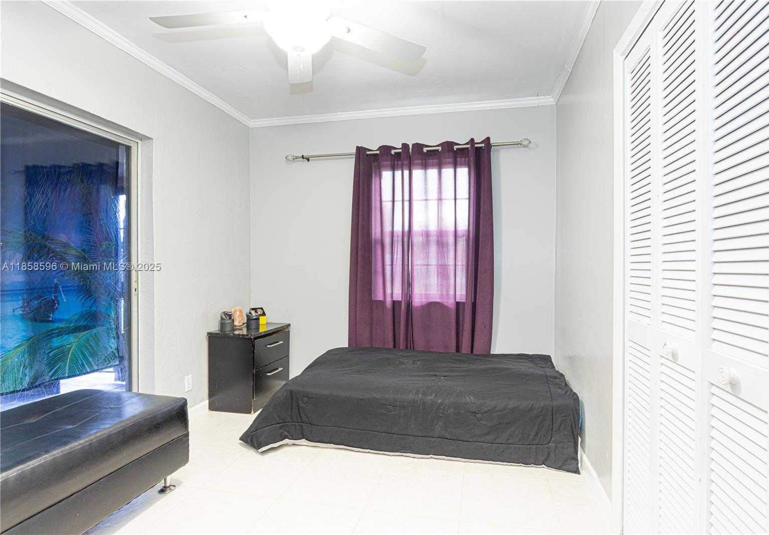 Small Image of 921 NORTH 31ST CT, Hollywood Number 4