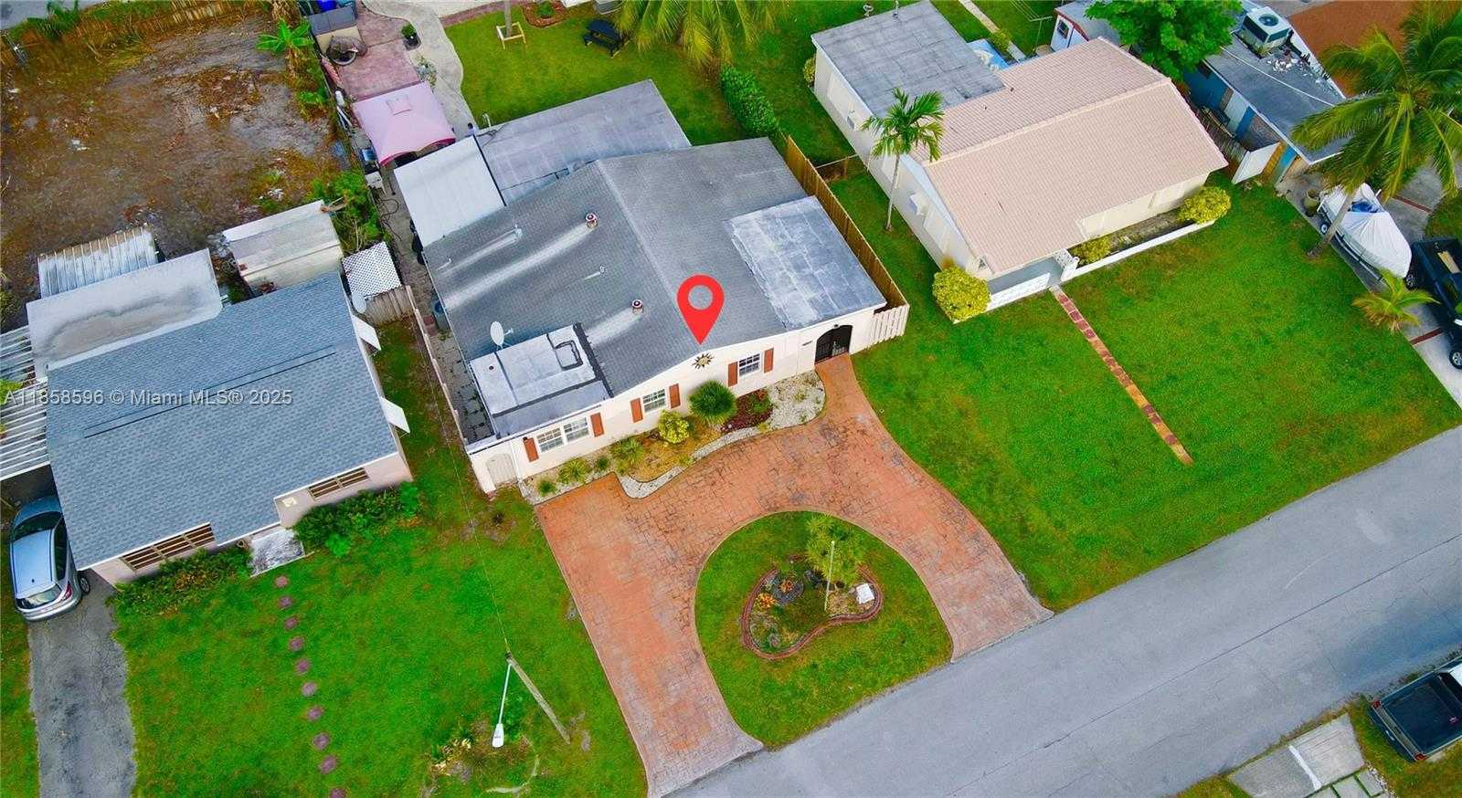 Small Image of 921 NORTH 31ST CT, Hollywood Number 8