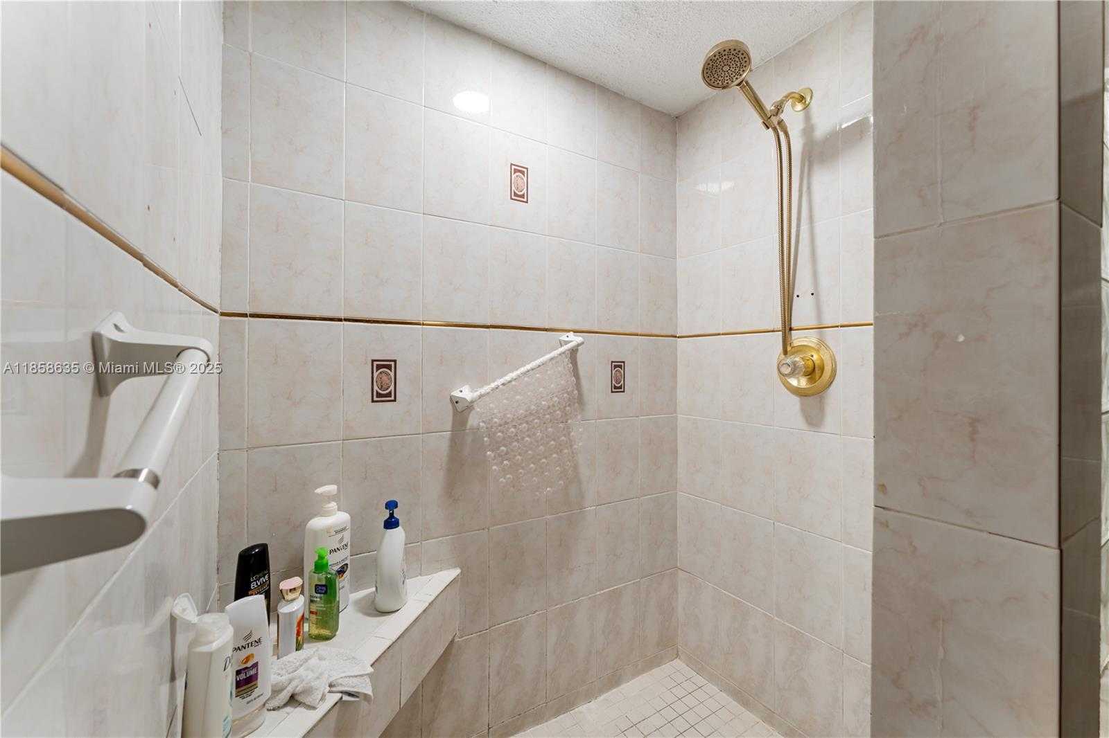 Small Image of 8100 SOUTH WEST 95TH CT, Miami Number 15