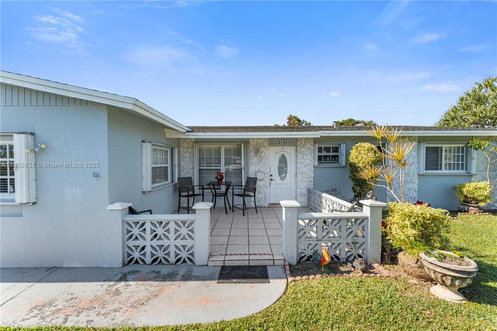 Small Image of 8100 SOUTH WEST 95TH CT, Miami Number 3