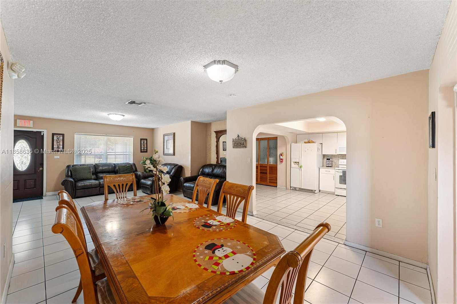 Small Image of 8100 SOUTH WEST 95TH CT, Miami Number 8