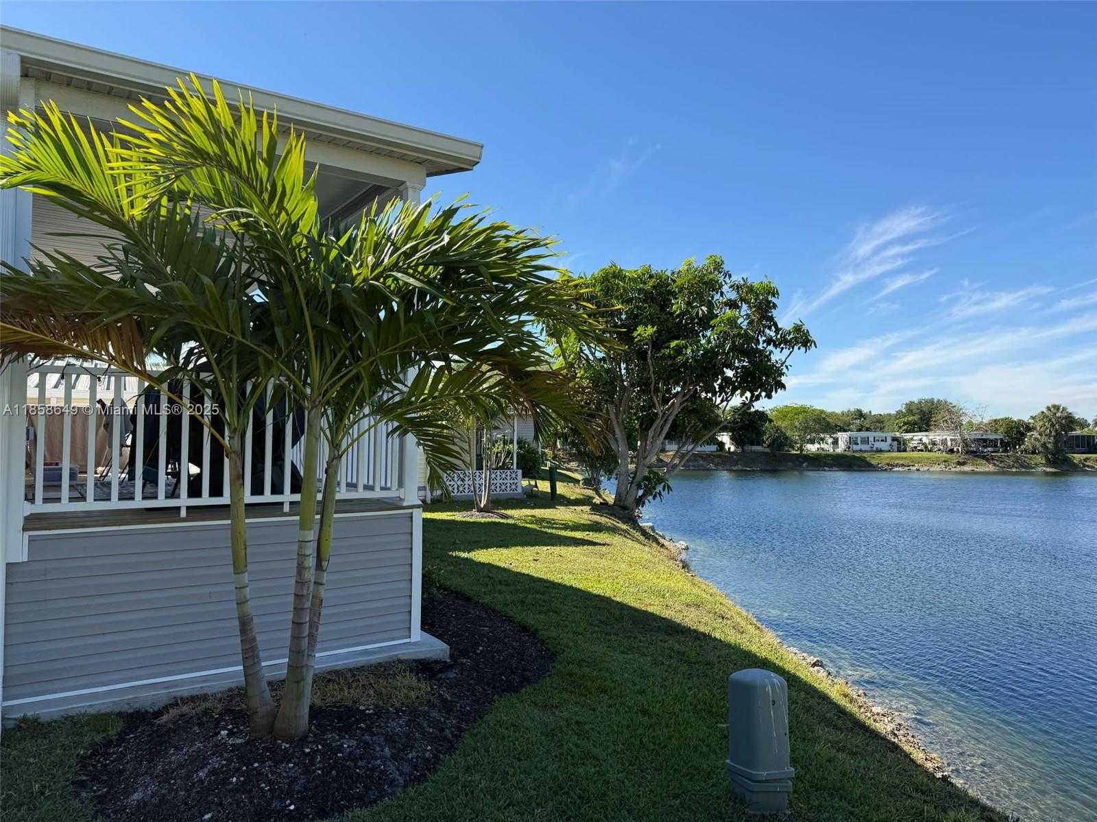 Small Image of 6881 NORTH WEST FOURTY THIRD TERRACE, Coconut Creek Number 18