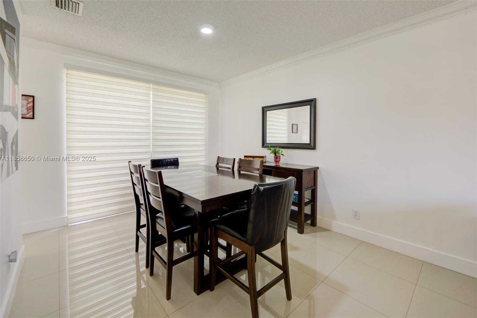 Small Image of 18196 SOUTH WEST 29TH ST, Miramar Number 15