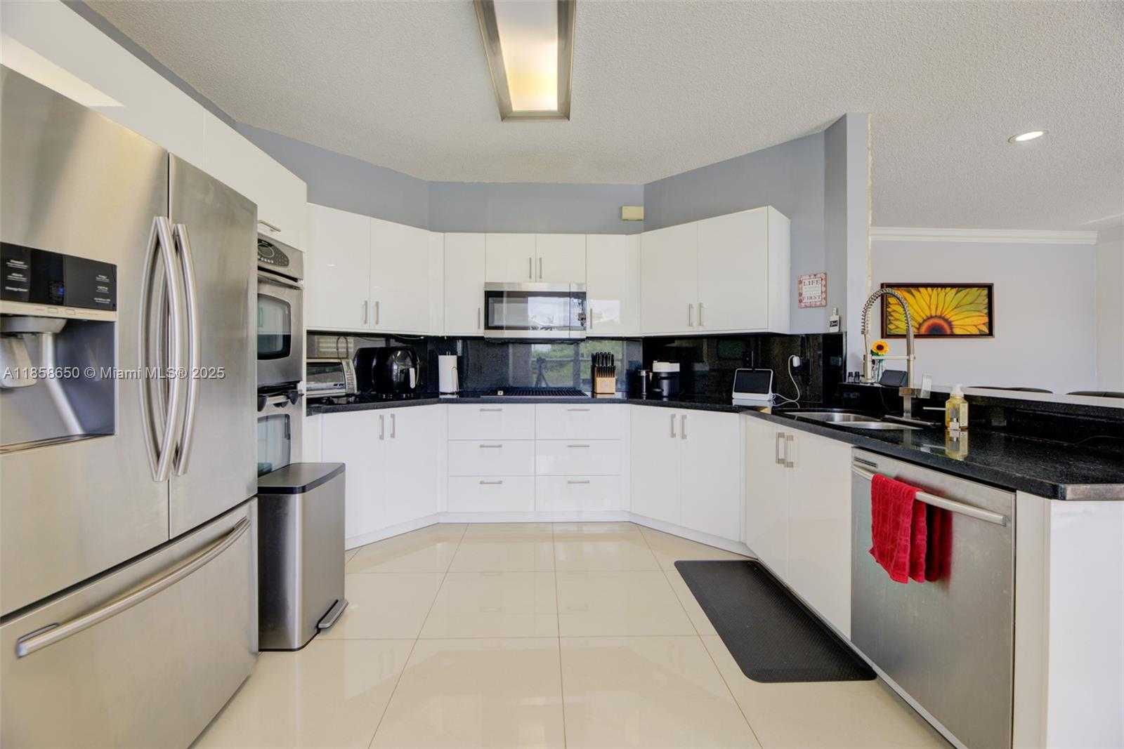 Small Image of 18196 SOUTH WEST 29TH ST, Miramar Number 23