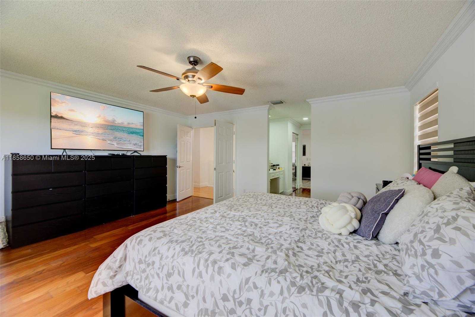 Small Image of 18196 SOUTH WEST 29TH ST, Miramar Number 30