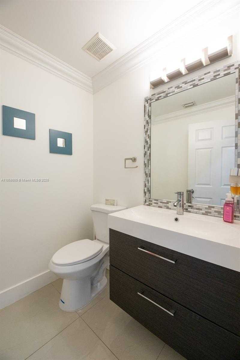Small Image of 18196 SOUTH WEST 29TH ST, Miramar Number 42