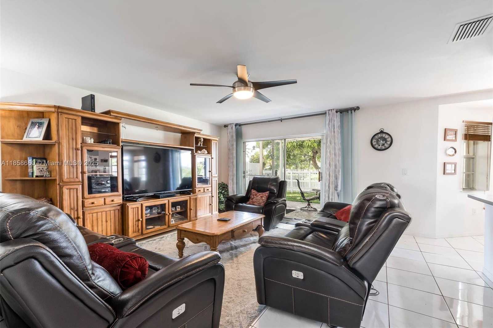 Small Image of 161 GRANADA AVE, Weston Number 11