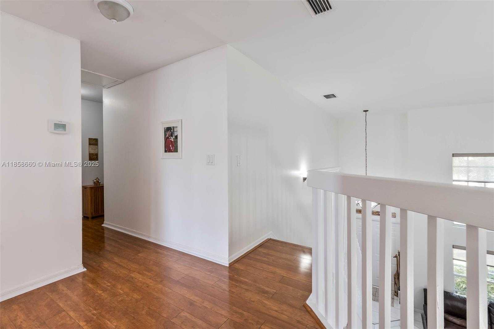 Small Image of 161 GRANADA AVE, Weston Number 19