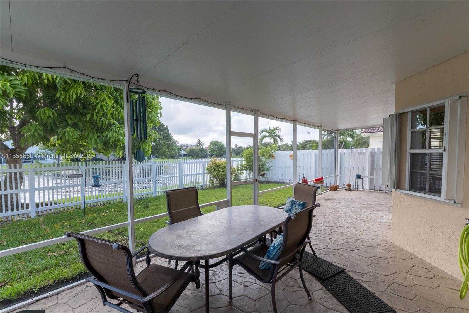 Small Image of 161 GRANADA AVE, Weston Number 30