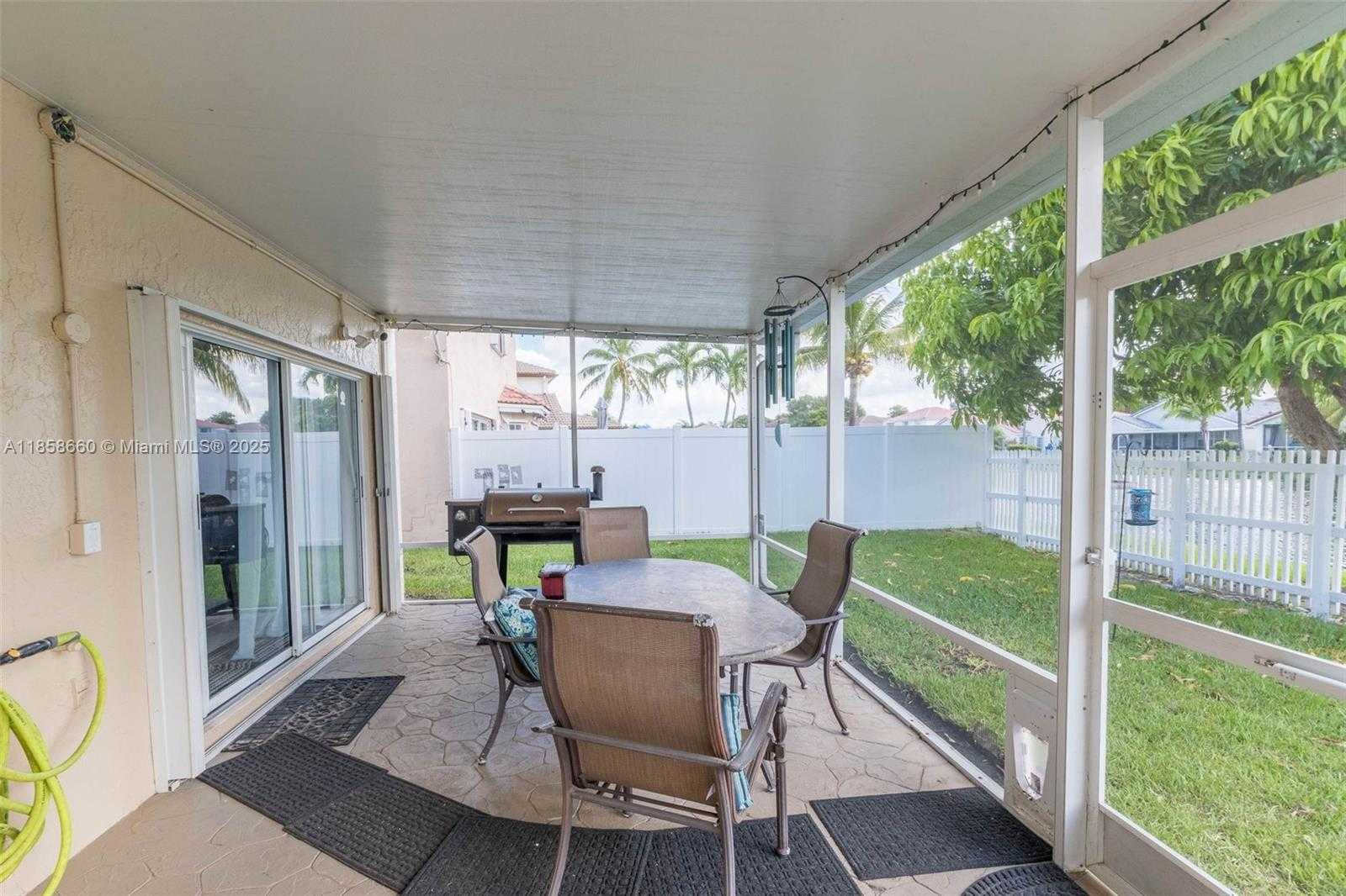 Small Image of 161 GRANADA AVE, Weston Number 31