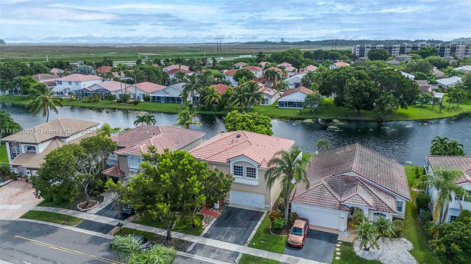 Small Image of 161 GRANADA AVE, Weston Number 46