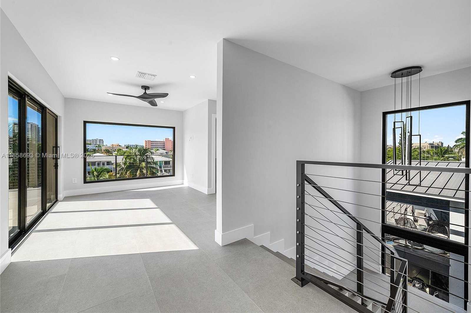 Small Image of 3225 CANAL DR, Pompano Beach Number 44