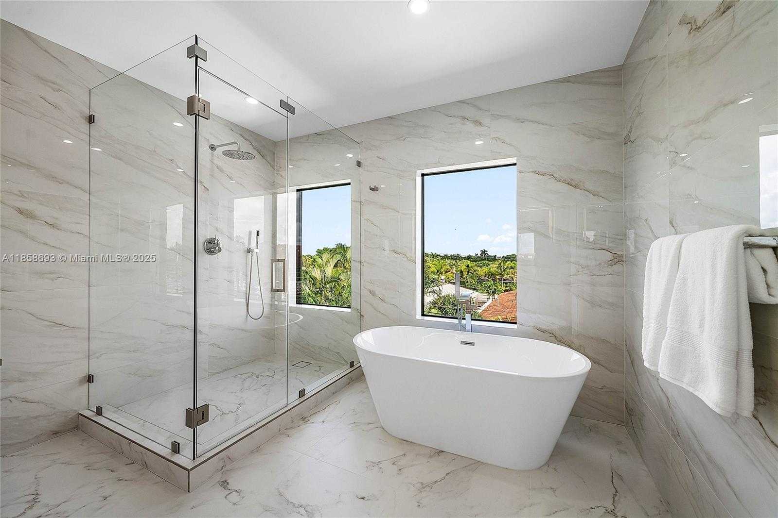 Small Image of 3225 CANAL DR, Pompano Beach Number 53