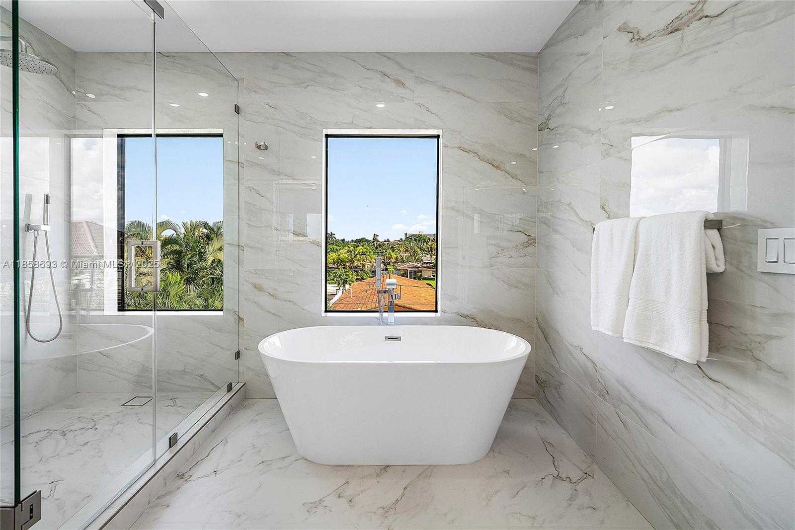 Small Image of 3225 CANAL DR, Pompano Beach Number 54