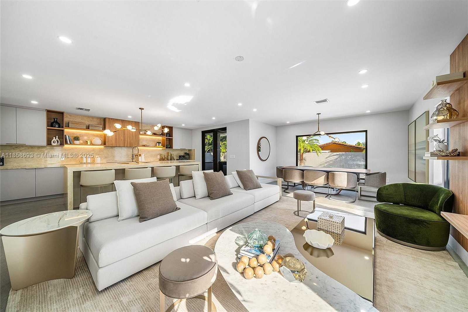 Small Image of 3225 CANAL DR, Pompano Beach Number 7