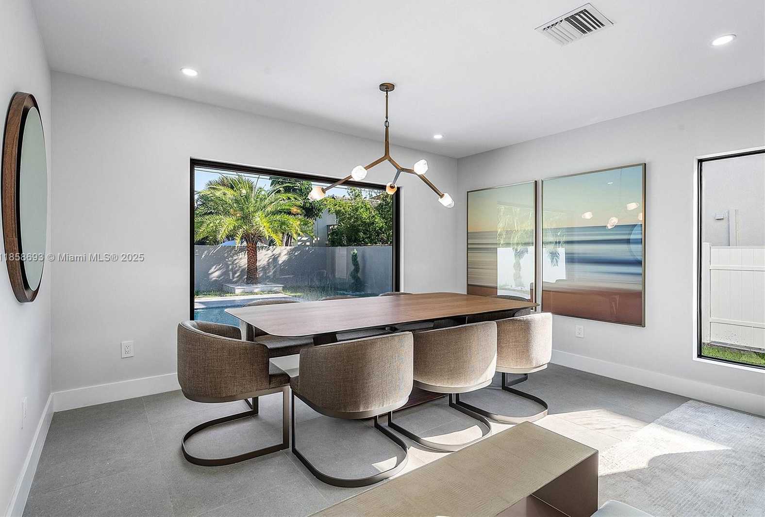 Small Image of 3225 CANAL DR, Pompano Beach Number 9