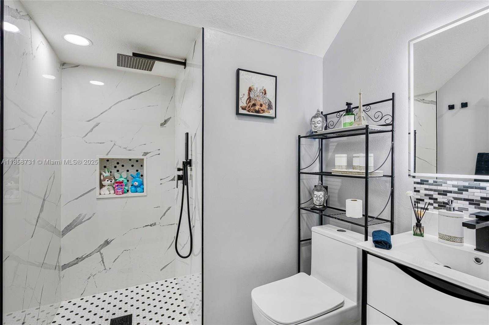 Small Image of 27356 SOUTH WEST 142ND CT, Homestead Number 5