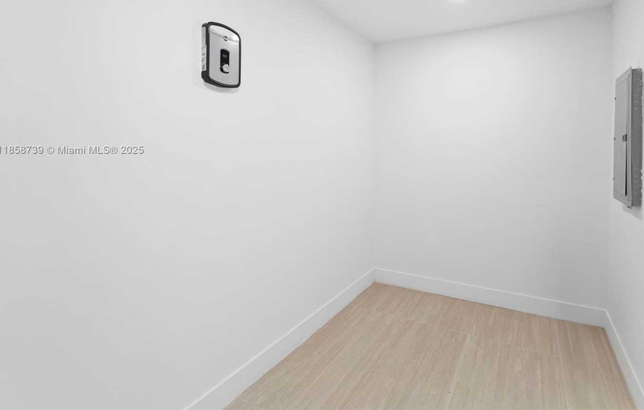 Small Image of 17211 NORTH WEST 43RD AVE, Miami Gardens Number 11