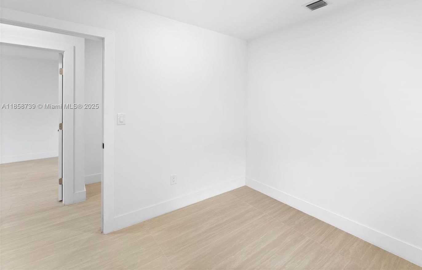 Small Image of 17211 NORTH WEST 43RD AVE, Miami Gardens Number 13