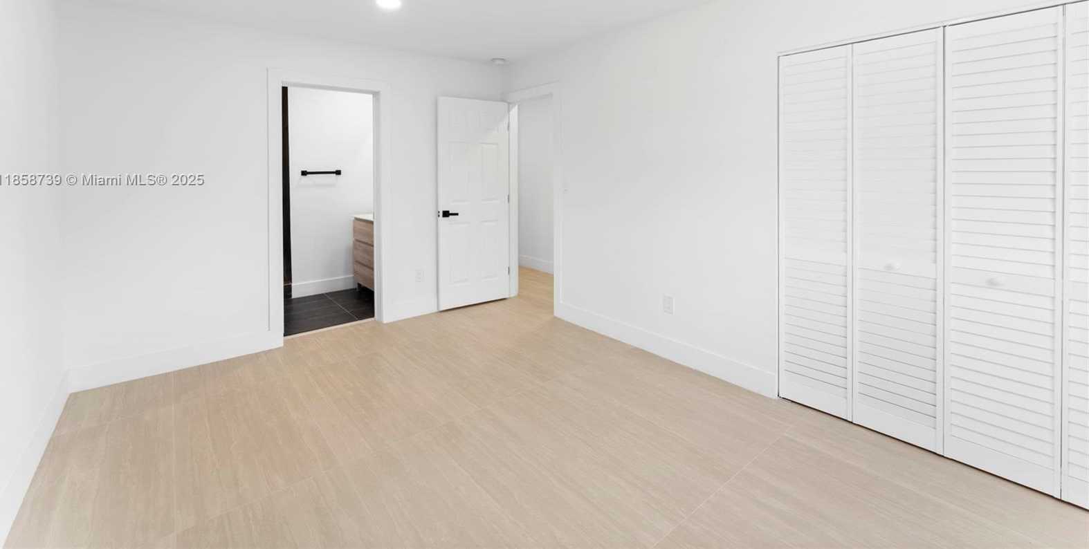 Small Image of 17211 NORTH WEST 43RD AVE, Miami Gardens Number 15