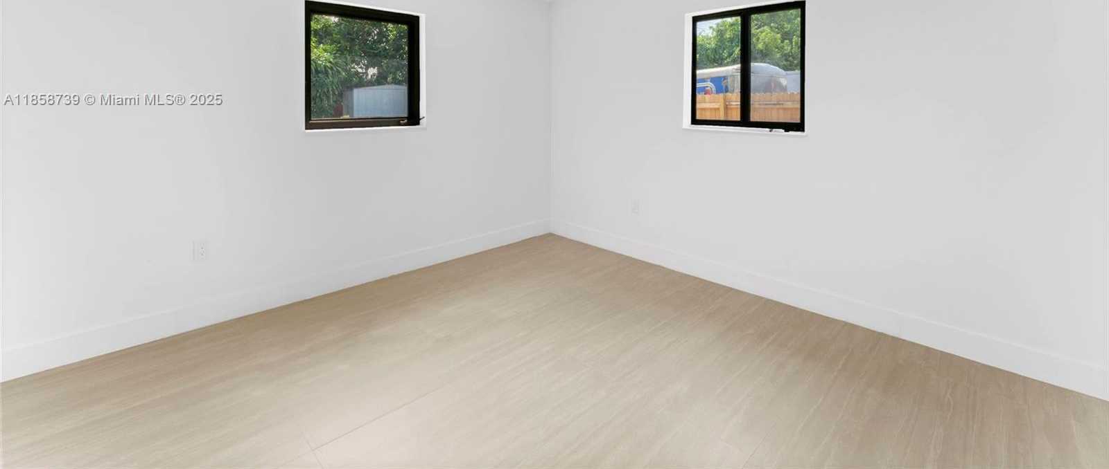 Small Image of 17211 NORTH WEST 43RD AVE, Miami Gardens Number 19