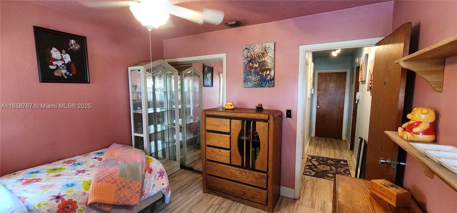 Small Image of 6670 PERRY ST, Hollywood Number 22