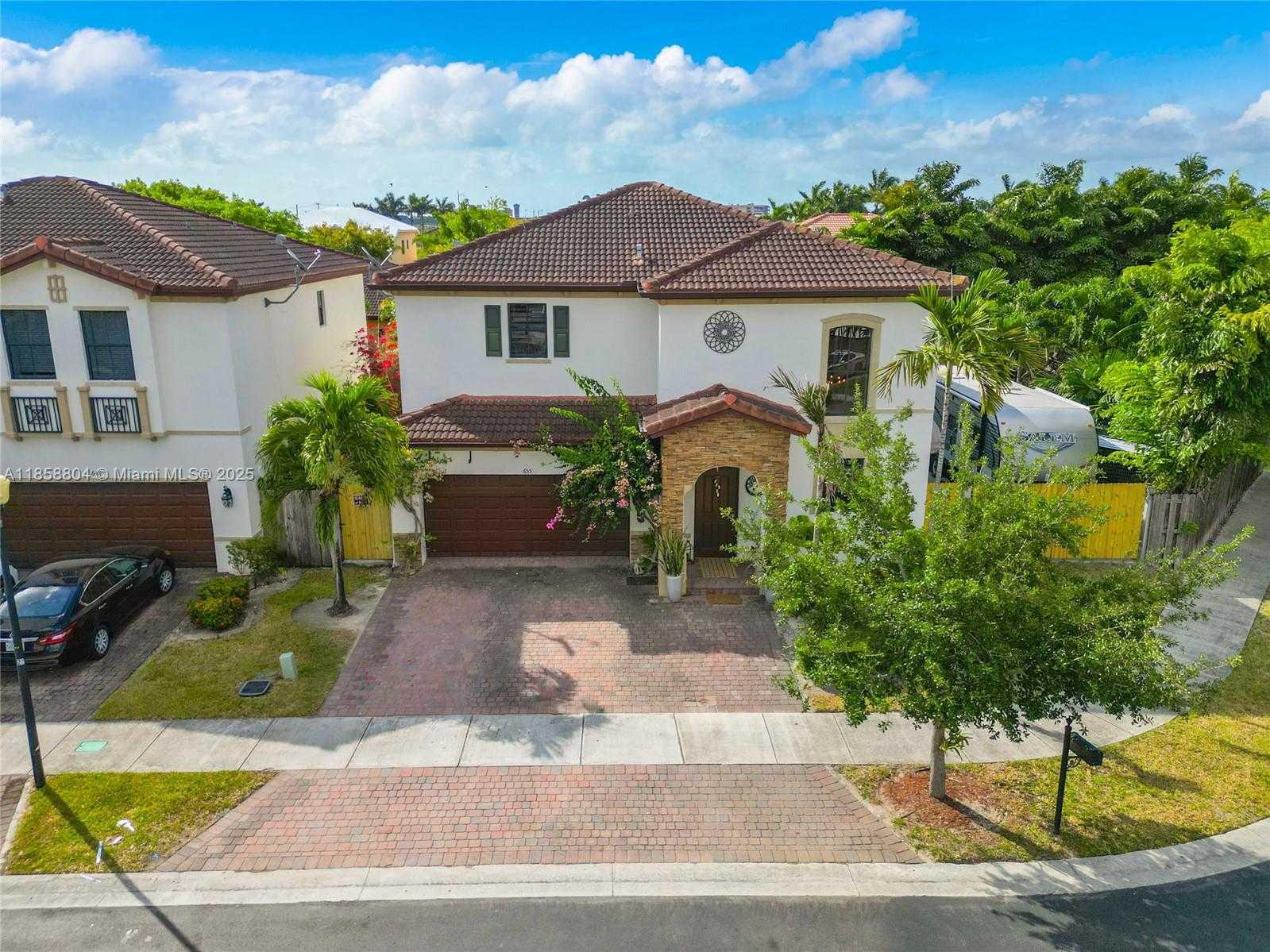 Small Image of 655 SOUTH EAST 37 TERRACE, Homestead Number 2