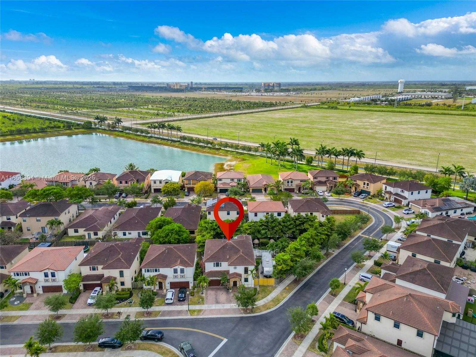 Small Image of 655 SOUTH EAST 37 TERRACE, Homestead Number 39