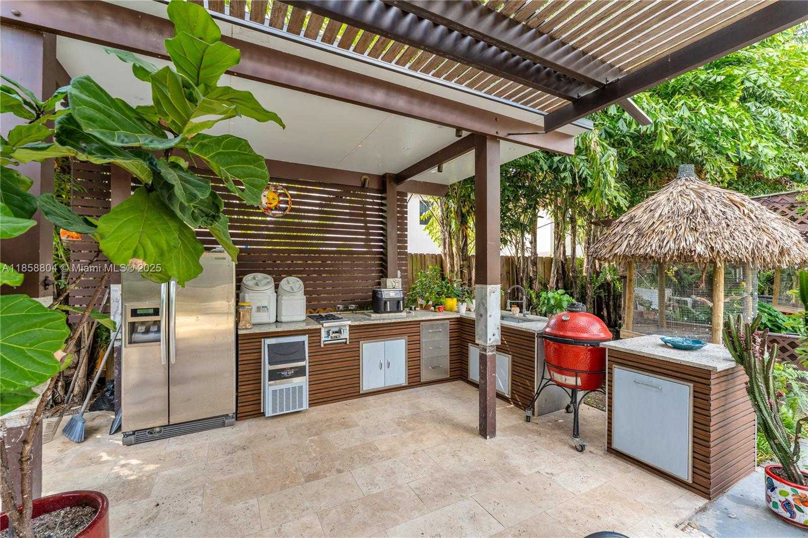 Small Image of 655 SOUTH EAST 37 TERRACE, Homestead Number 7