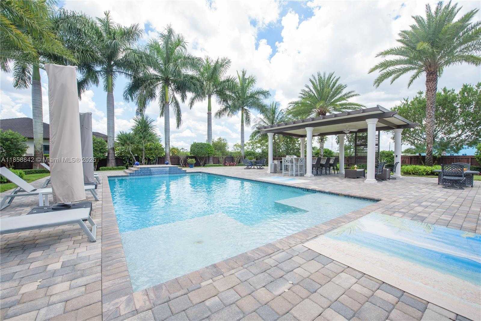 Small Image of 27410 SOUTH WEST 172ND AVE, Homestead Number 2