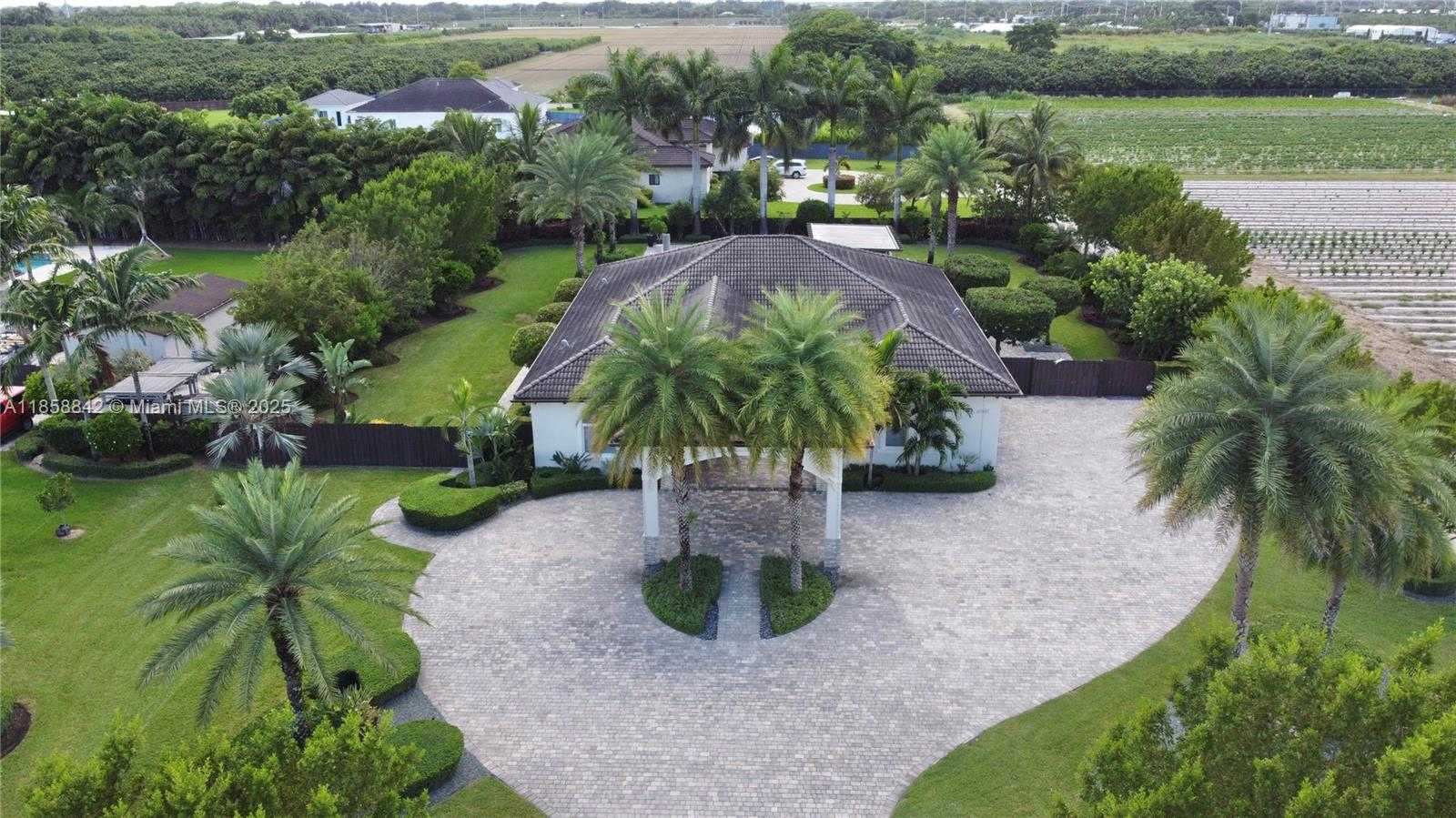 Small Image of 27410 SOUTH WEST 172ND AVE, Homestead Number 56