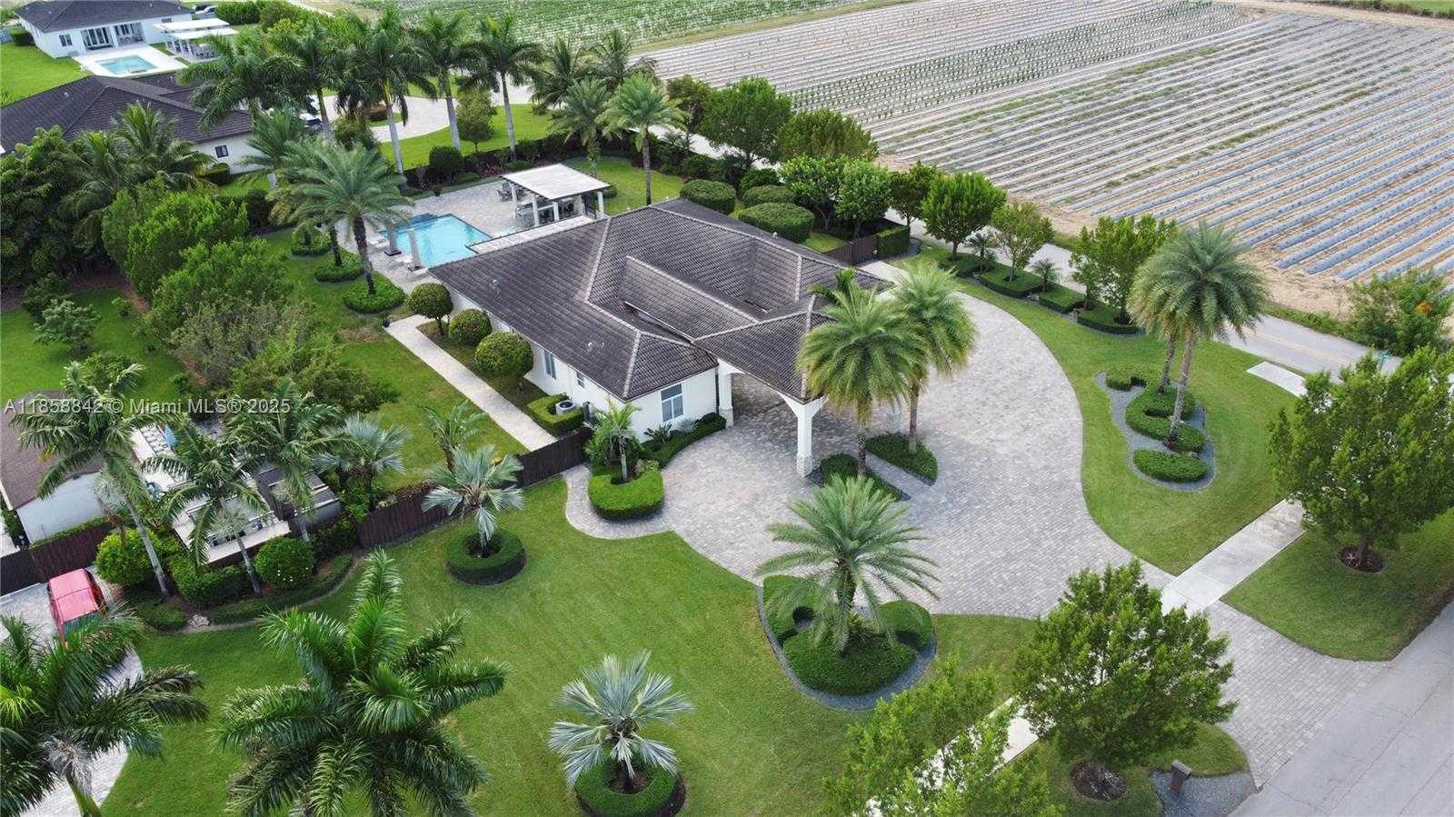 Small Image of 27410 SOUTH WEST 172ND AVE, Homestead Number 63