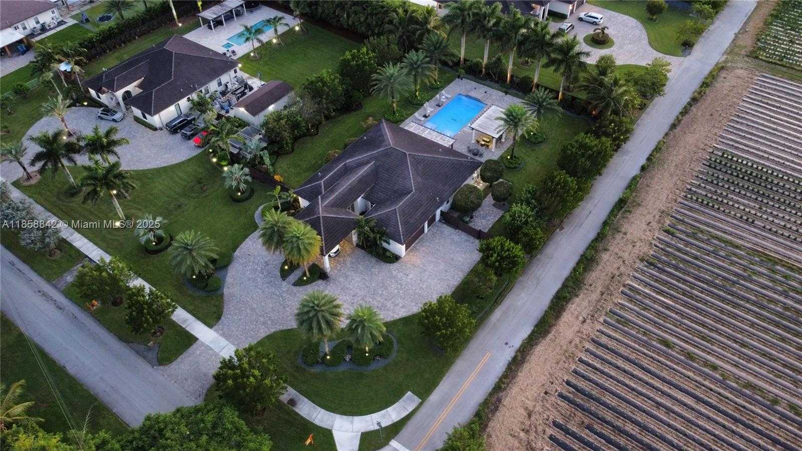 Small Image of 27410 SOUTH WEST 172ND AVE, Homestead Number 69