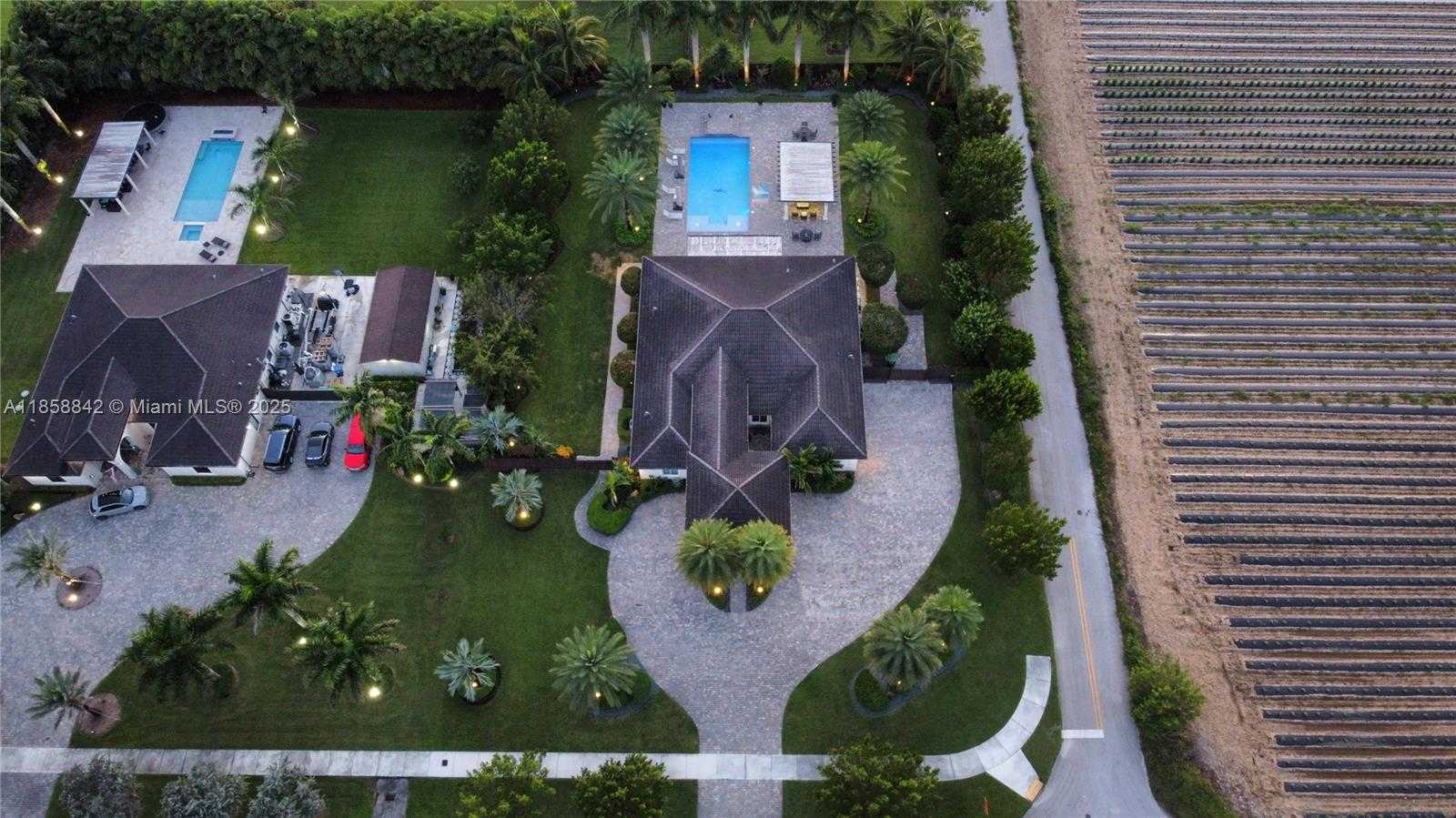 Small Image of 27410 SOUTH WEST 172ND AVE, Homestead Number 74