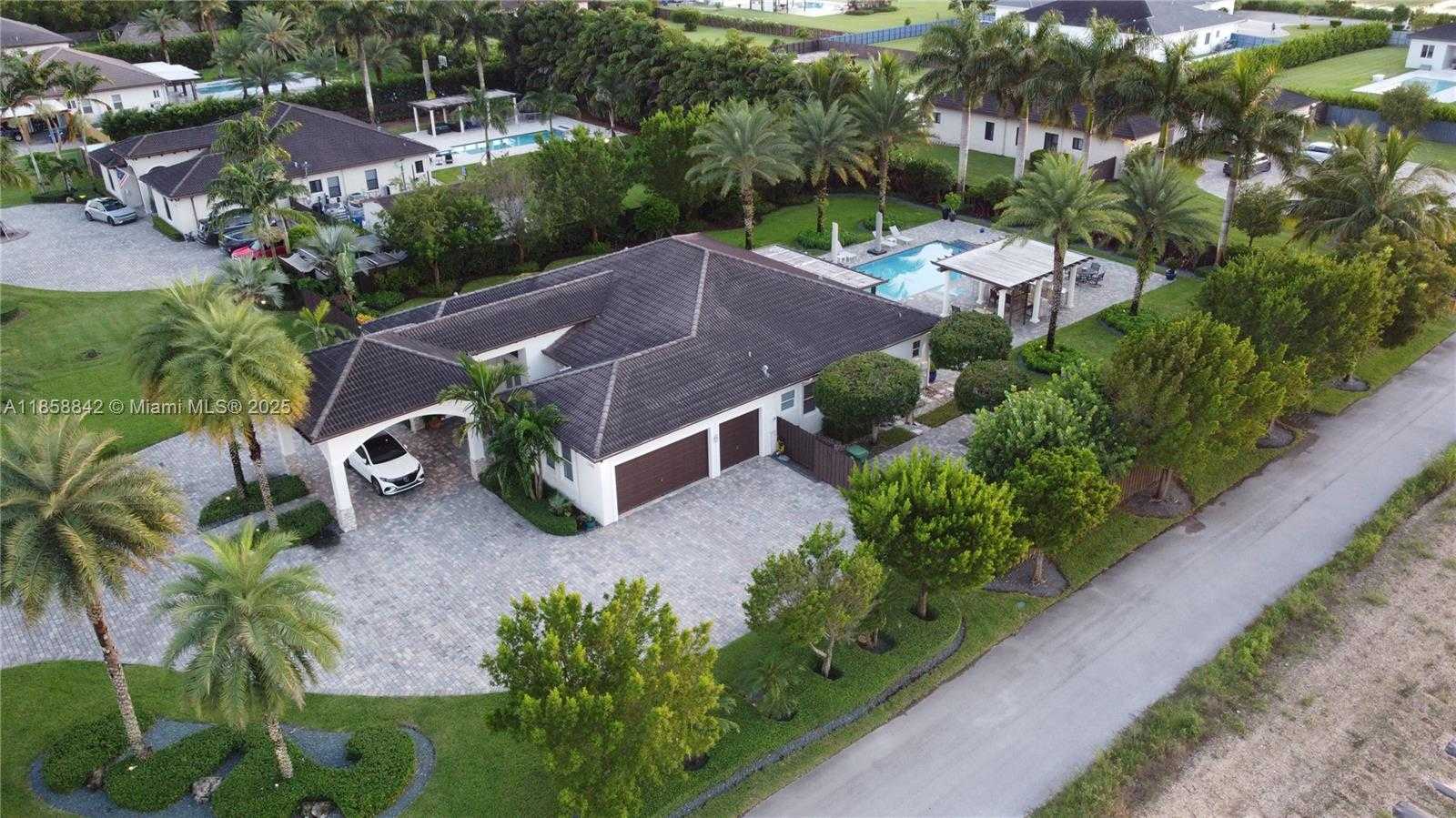 Small Image of 27410 SOUTH WEST 172ND AVE, Homestead Number 77