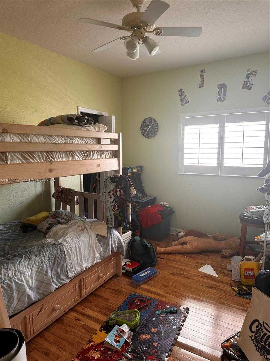 Small Image of 439 NORTH EAST 1ST ST, Pompano Beach Number 10