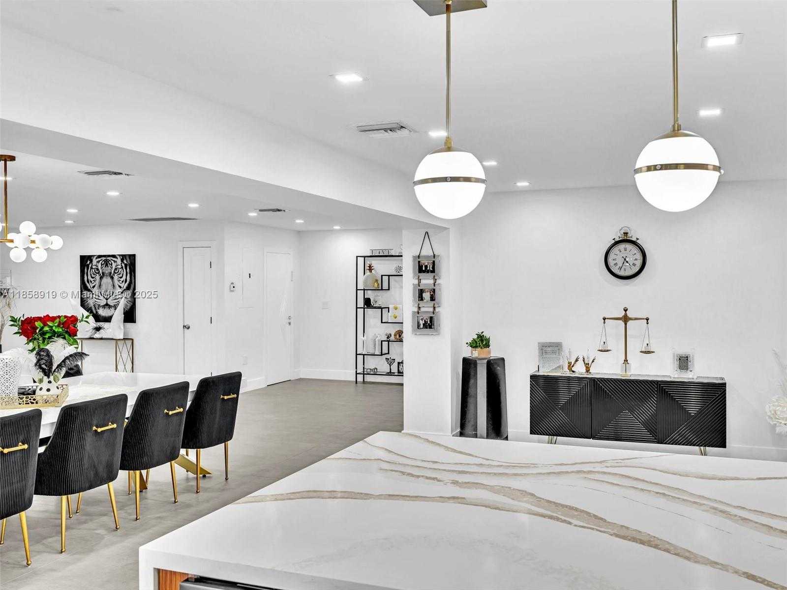 Small Image of 1234 FUNSTON ST, Hollywood Number 15
