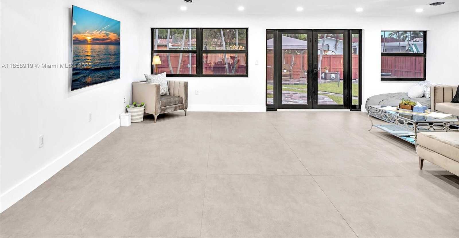 Small Image of 1234 FUNSTON ST, Hollywood Number 27