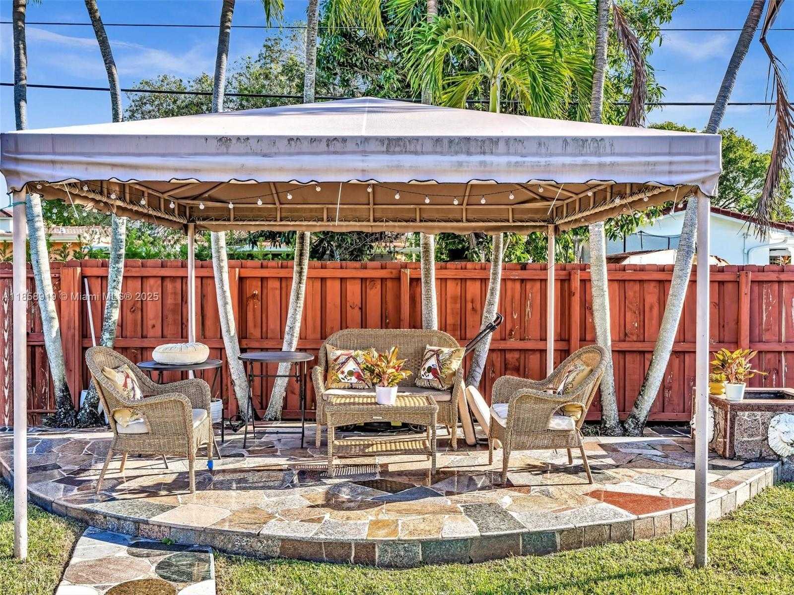 Small Image of 1234 FUNSTON ST, Hollywood Number 49