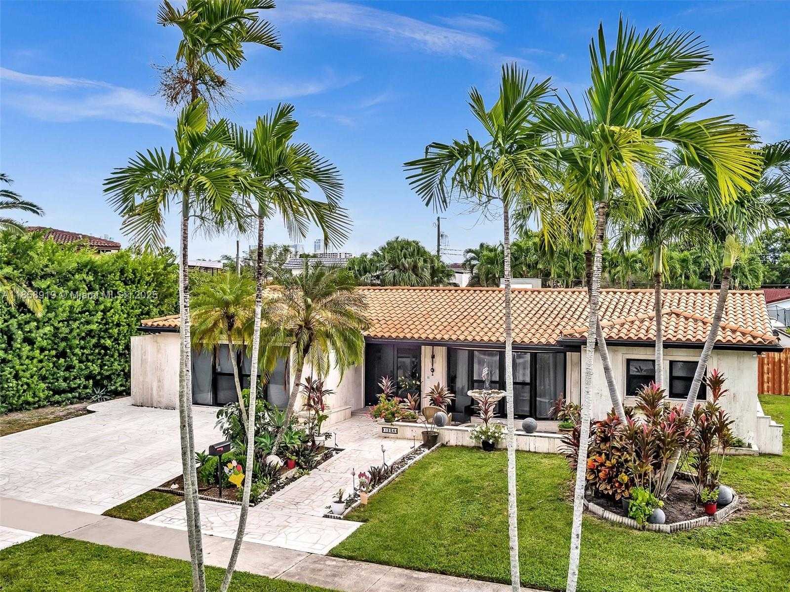 Small Image of 1234 FUNSTON ST, Hollywood Number 63