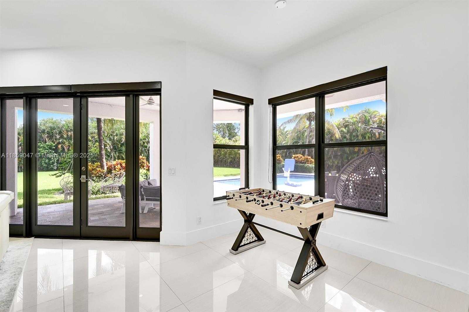 Small Image of 11231 NORTH WEST 19TH CT, Plantation Number 19