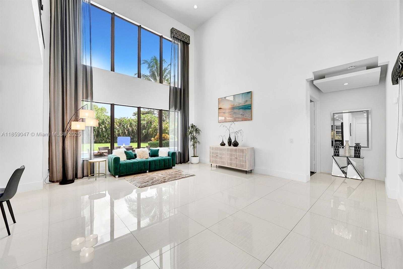 Small Image of 11231 NORTH WEST 19TH CT, Plantation Number 2