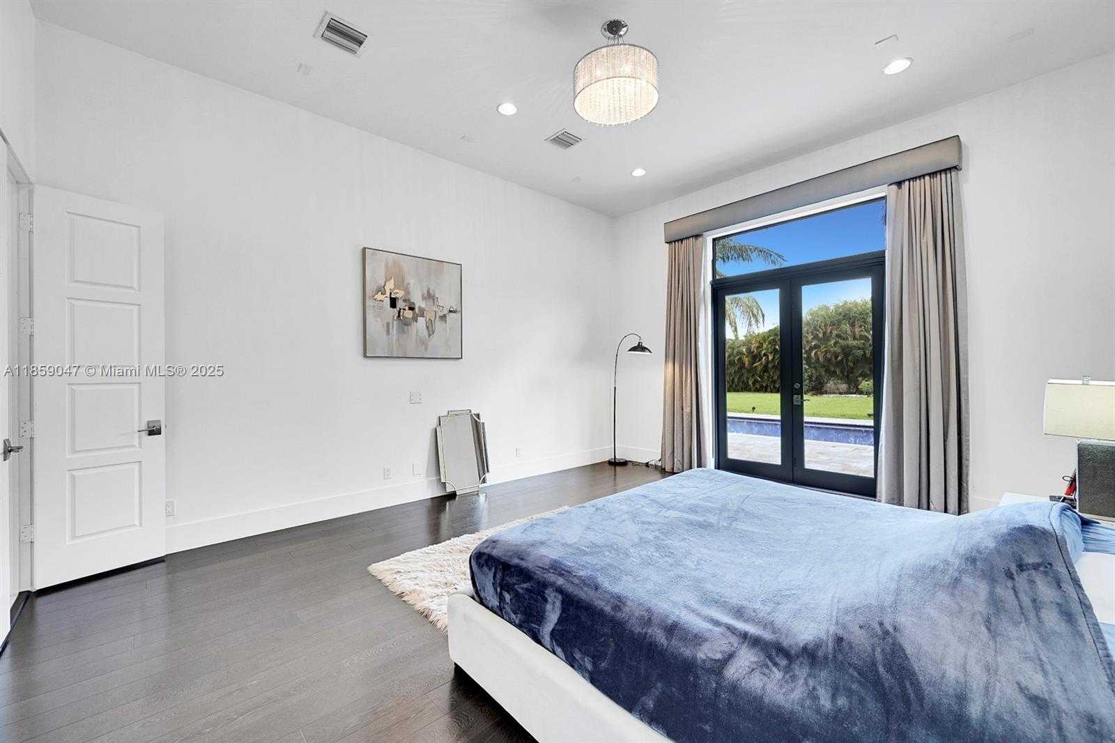 Small Image of 11231 NORTH WEST 19TH CT, Plantation Number 25