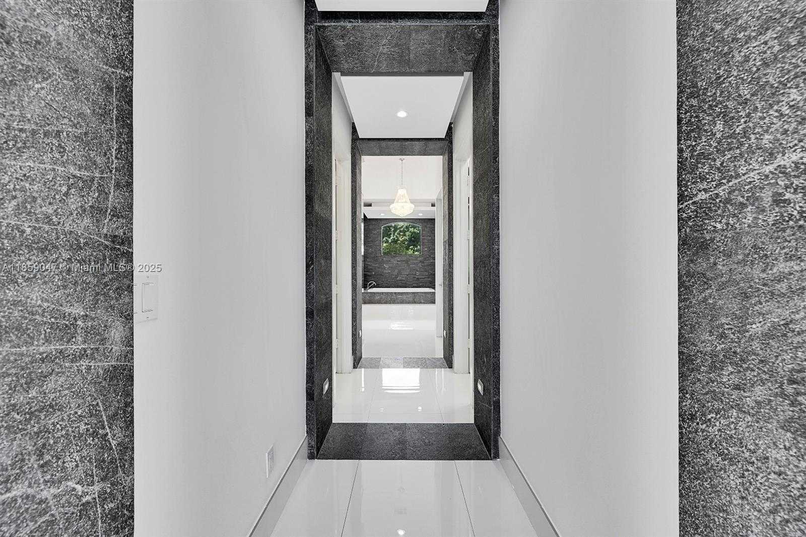 Small Image of 11231 NORTH WEST 19TH CT, Plantation Number 30